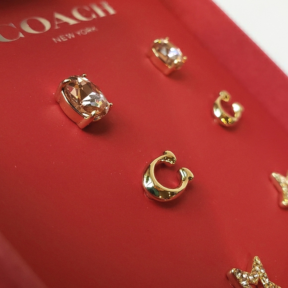 Coach Signature Star Earrings Set. 3 pairs in gift box. Pink, gold tone - Picture 6 of 11